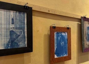 Se inaugura en Casa del Faldón la muestra Bleu