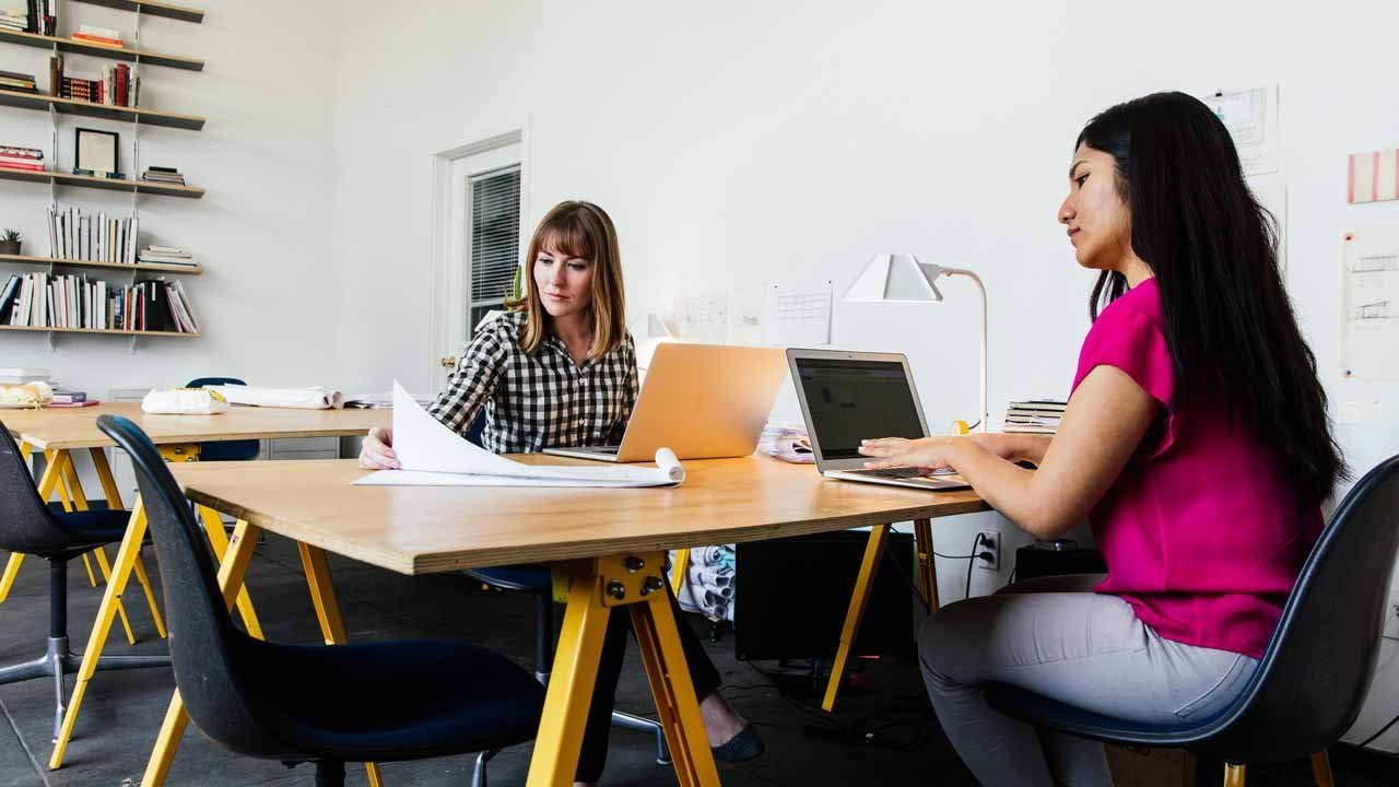 Brecha laboral y salarial persiste para mujeres en México