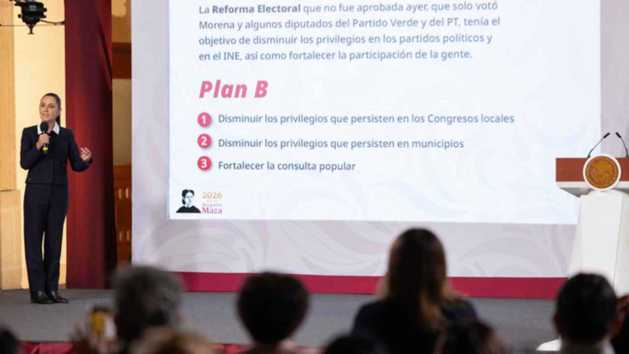 Presidenta enviará Plan B de Reforma Electoral para disminuir privilegios en congresos locales, municipios y fortalecer la consulta popular