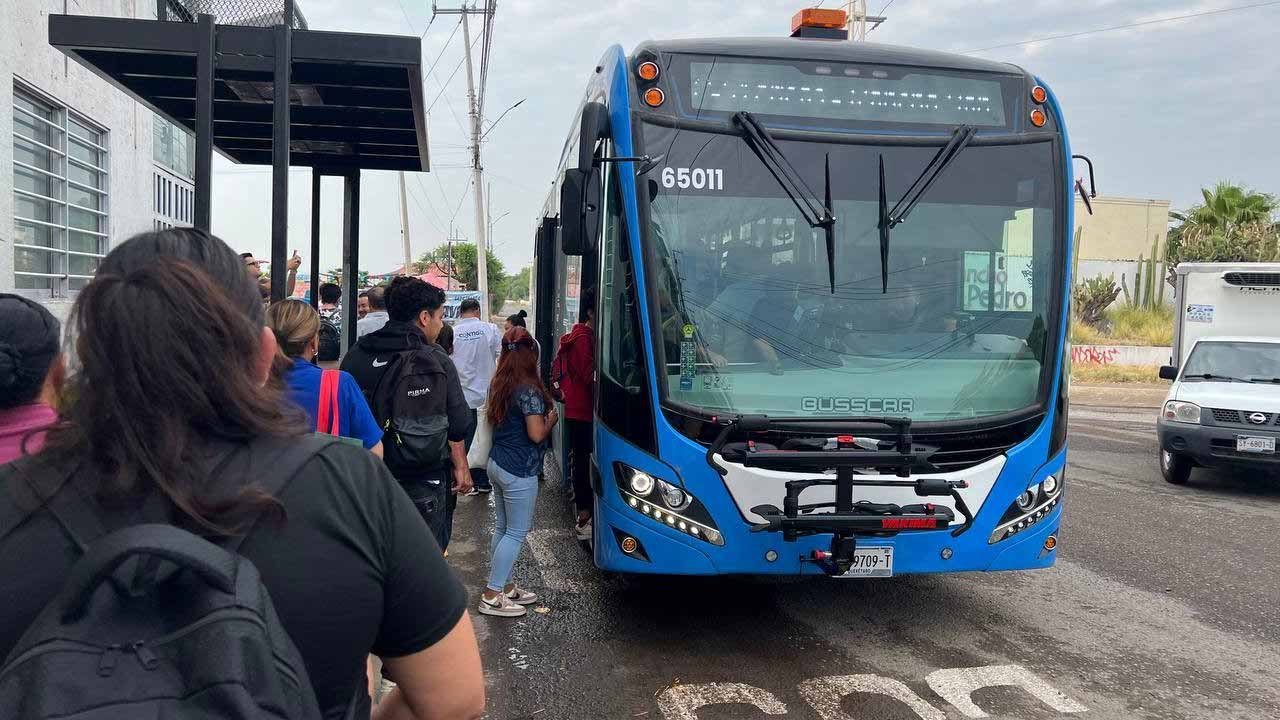 Qrobus estrena autobuses con aire acondicionado en Querétaro